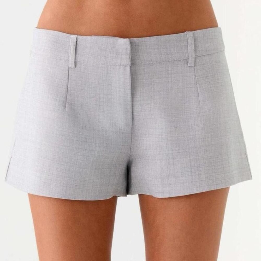 Peppermayo NWT Oslo Gray Mini Shorts Women’s Size 4